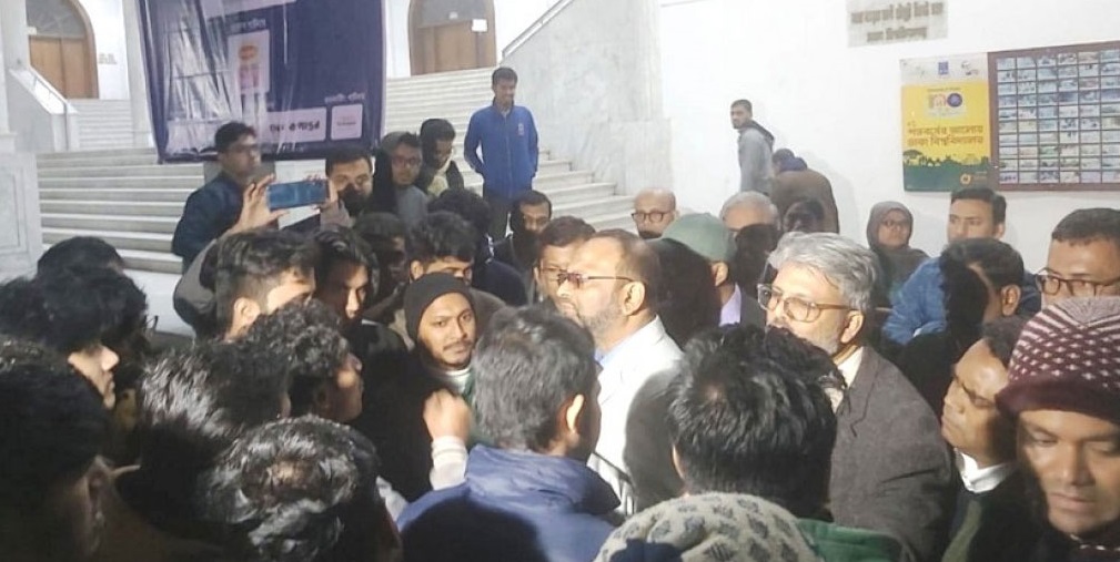 ডাকসু নিয়ে ছাত্রদল-সাধারণ শিক্ষার্থীদের মতবিরোধ